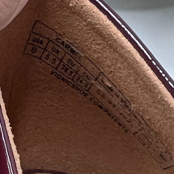 Vionic Carmel Crinkle Patent Leather Slip On Chunky Heel Crimson Women's 8 M NWB - Picture 11 of 12